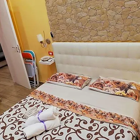 Simy 3* Napoli