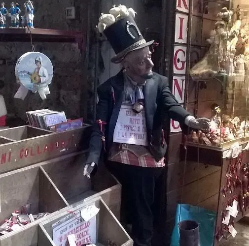 Oda ve Kahvaltı Simy Napoli