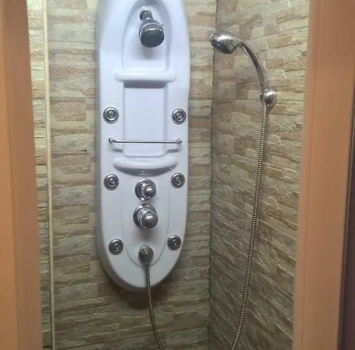 Simy Oda ve Kahvaltı 3*