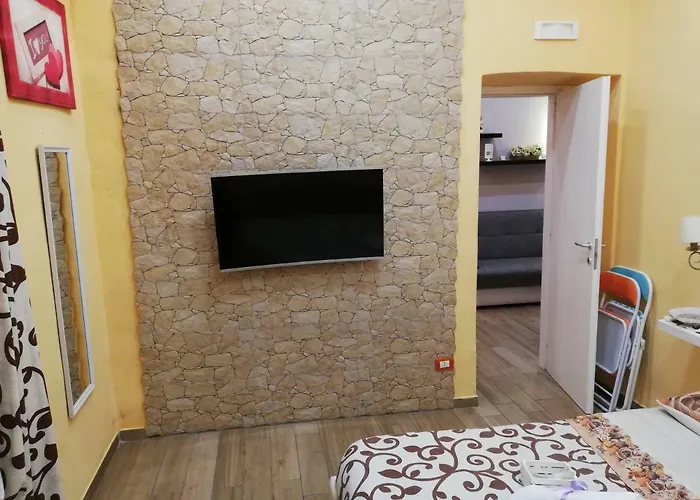 Oda ve Kahvaltı Simy Napoli