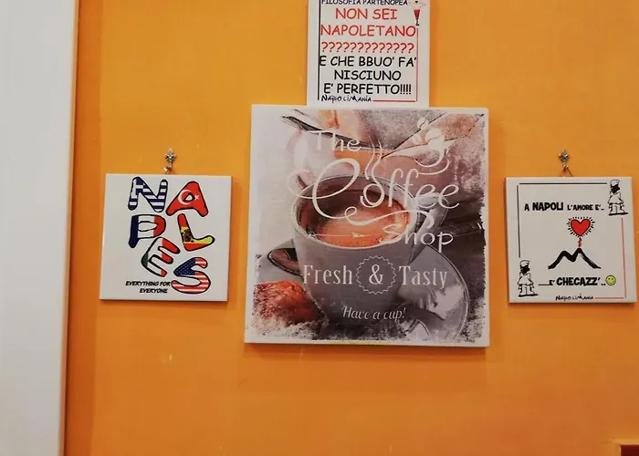 Oda ve Kahvaltı Simy Napoli