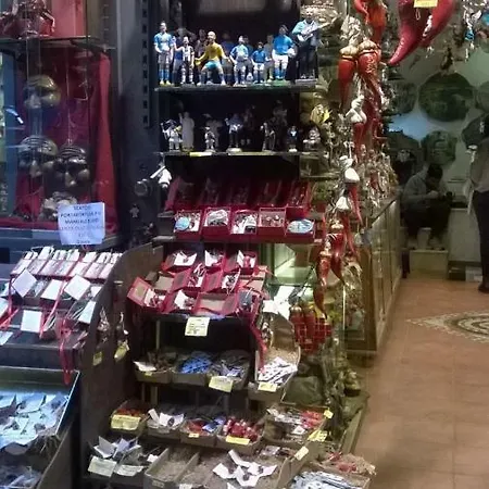 Simy Nocleg ze śniadaniem Neapol