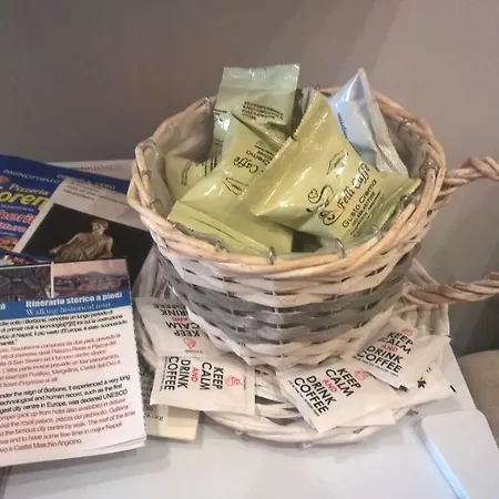Simy Nocleg ze śniadaniem Neapol